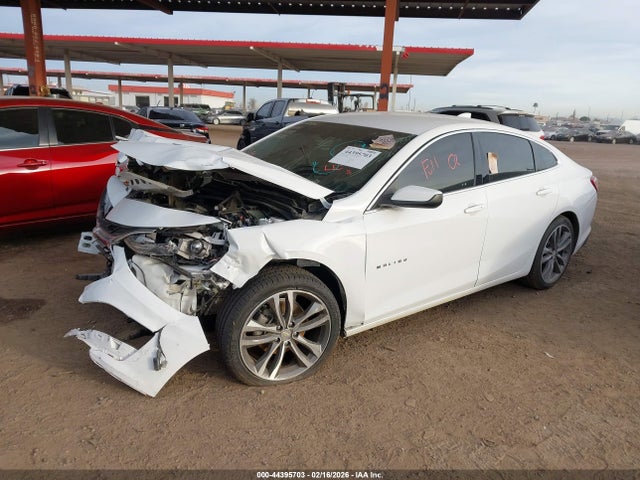 1G1ZD5ST9MF063545 Chevrolet Malibu Fwd Lt