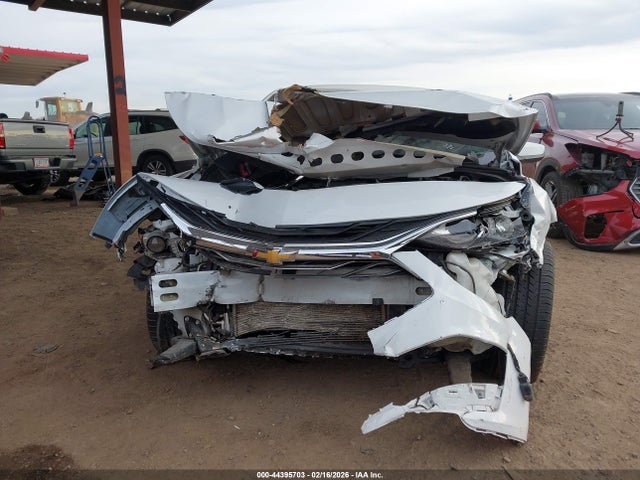 1G1ZD5ST9MF063545 Chevrolet Malibu Fwd Lt
