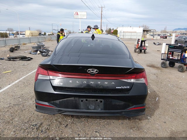 KMHLM4AJ5PU073783 Hyundai Elantra Hybrid Blue