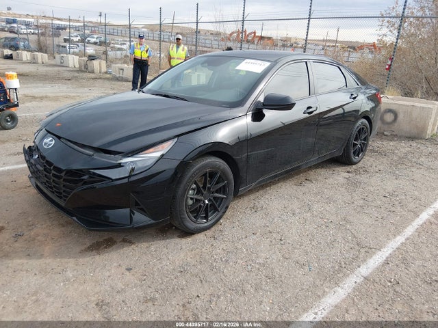 KMHLM4AJ5PU073783 Hyundai Elantra Hybrid Blue