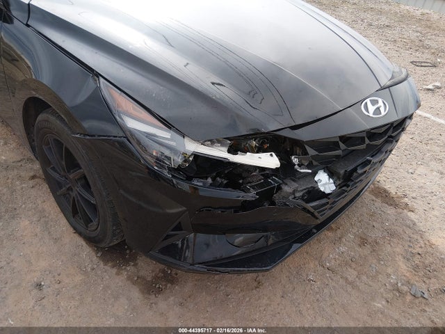 KMHLM4AJ5PU073783 Hyundai Elantra Hybrid Blue