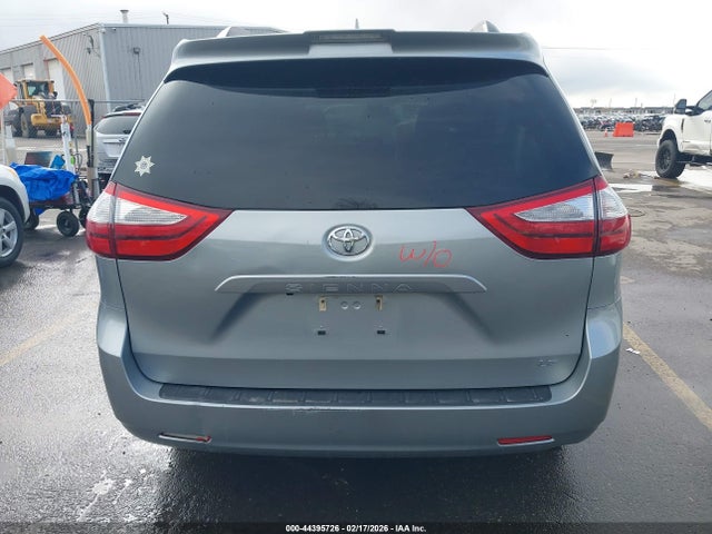 5TDKZ3DC2KS001493 Toyota Sienna Le 8 Passenger