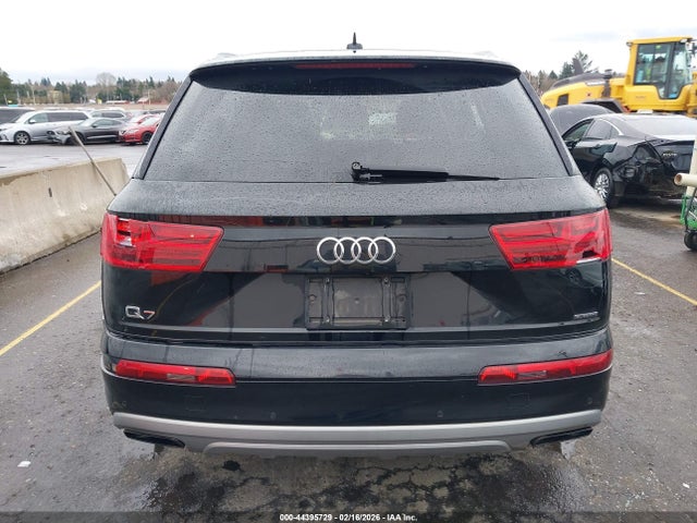 WA1LAAF78KD043222 Audi Q7 55 Premium/55 Se Premium