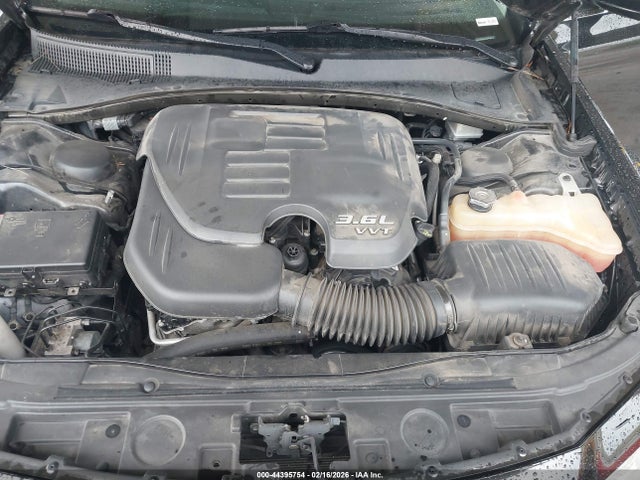 44395754 :رقم المزاد ، 2C3CCAAG0GH161643 vin ، 2016 Chrysler 300 Limited مزاد بيع