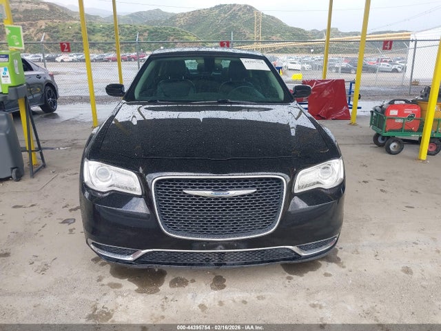 44395754 :رقم المزاد ، 2C3CCAAG0GH161643 vin ، 2016 Chrysler 300 Limited مزاد بيع