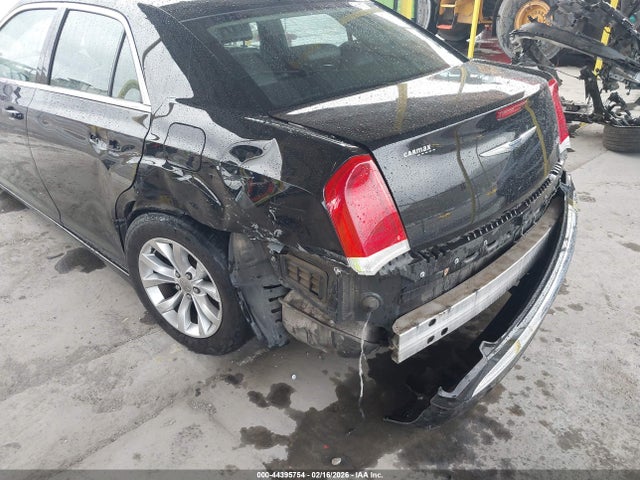 44395754 :رقم المزاد ، 2C3CCAAG0GH161643 vin ، 2016 Chrysler 300 Limited مزاد بيع