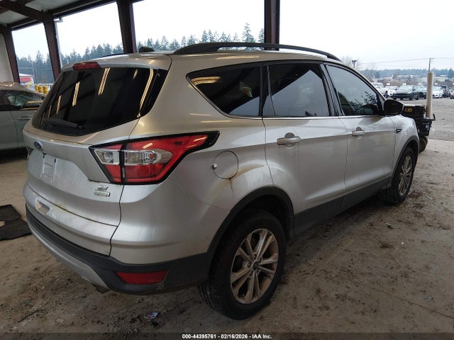 1FMCU0GDXJUD07921 Ford ESCAPE SE