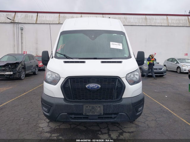 1FTBR3U81NKA64169 Ford Transit-250 Cargo Van