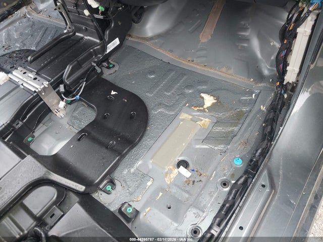 5FNRL6H88JB037456 Honda Odyssey Touring