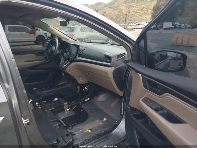 5FNRL6H88JB037456 Honda Odyssey Touring