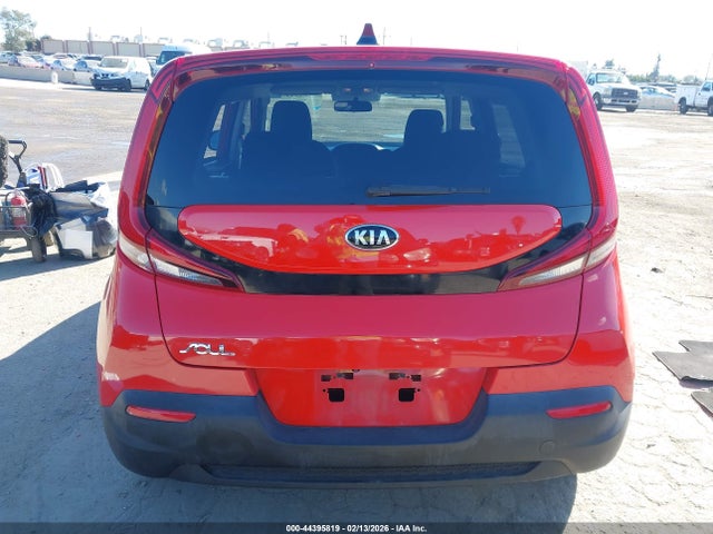 KNDJ23AU2L7073836 KIA SOUL LX