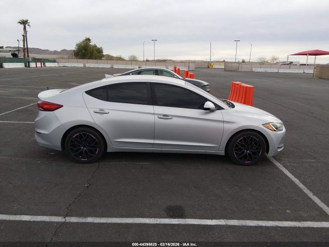 Hyundai ELANTRA SE 2017 5NPD74LF0HH093203 Image 14