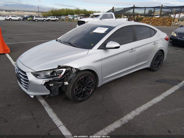 Hyundai ELANTRA SE 2017 5NPD74LF0HH093203 Image 2