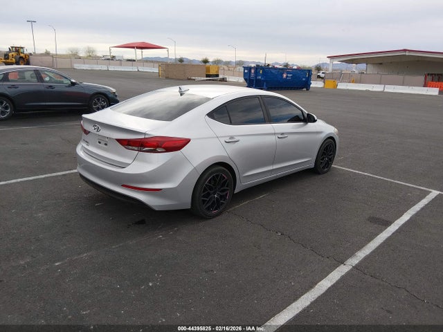 Hyundai ELANTRA SE 2017 5NPD74LF0HH093203 Image 4