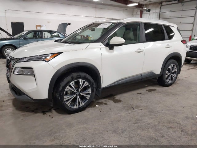 44395833 :رقم المزاد ، 5N1BT3BB2PC936089 vin ، 2023 Nissan Rogue Sv Intelligent Awd مزاد بيع