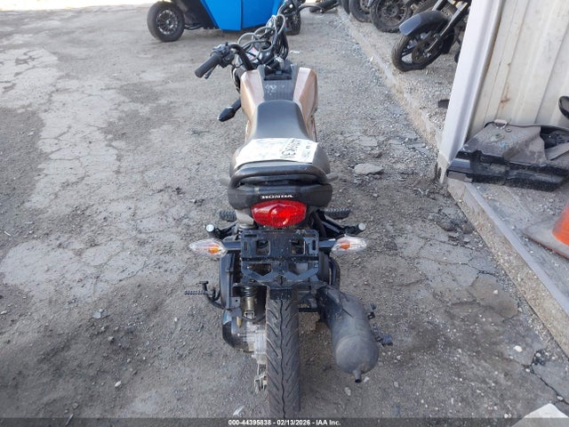 3H1JK0719PD100999 Honda NVA110 B