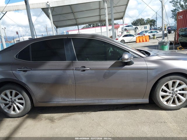 Toyota CAMRY LE 2022 4T1R11AK3NU659440 Image 14