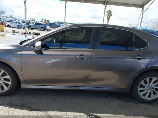 Toyota CAMRY LE 2022 4T1R11AK3NU659440 Image 15