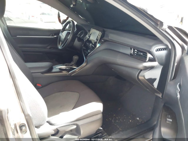 Toyota CAMRY LE 2022 4T1R11AK3NU659440 Image 5