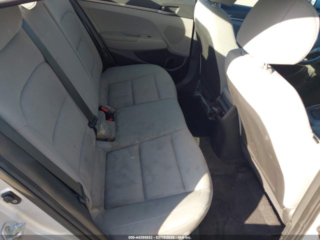 KMHD74LF0HU083109 Hyundai ELANTRA SE