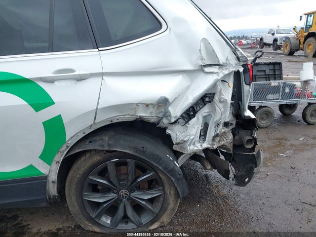 3VV3B7AX8PM041402 Volkswagen Tiguan 2.0t Se