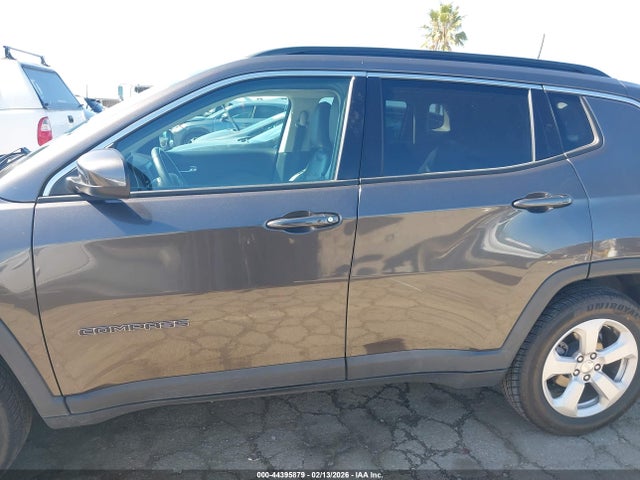 Jeep Compass Latitude 4x4 2020 3C4NJDBB9LT132609 Image 14