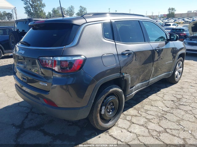 Jeep Compass Latitude 4x4 2020 3C4NJDBB9LT132609 Image 4