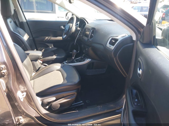 Jeep Compass Latitude 4x4 2020 3C4NJDBB9LT132609 Image 5