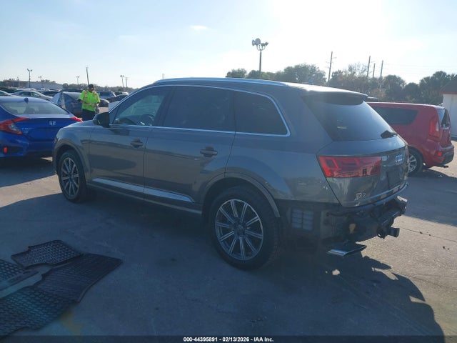 2017 AUDI Q7 WA1LAAF74HD058826 Photo 2
