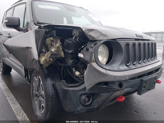 Jeep Renegade Trailhawk 2016 ZACCJBCT5GPD72773 Image 6