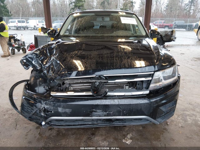 Продажа на аукционе авто 2020 Volkswagen Tiguan 2.0t S, vin: 3VV0B7AX2LM108671, номер лота: 44395923
