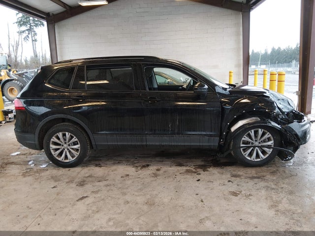 Продажа на аукционе авто 2020 Volkswagen Tiguan 2.0t S, vin: 3VV0B7AX2LM108671, номер лота: 44395923