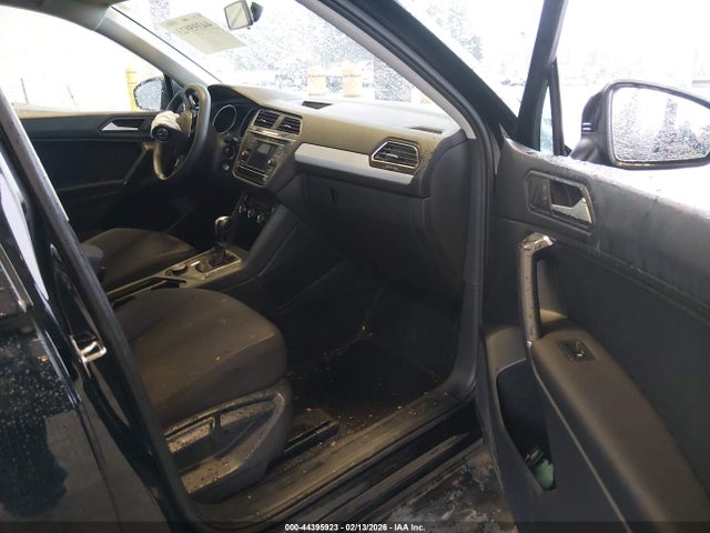 Продажа на аукционе авто 2020 Volkswagen Tiguan 2.0t S, vin: 3VV0B7AX2LM108671, номер лота: 44395923