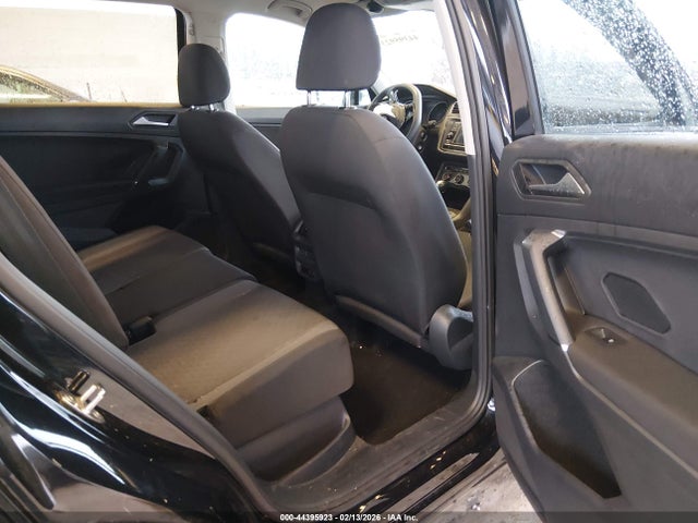 Продажа на аукционе авто 2020 Volkswagen Tiguan 2.0t S, vin: 3VV0B7AX2LM108671, номер лота: 44395923