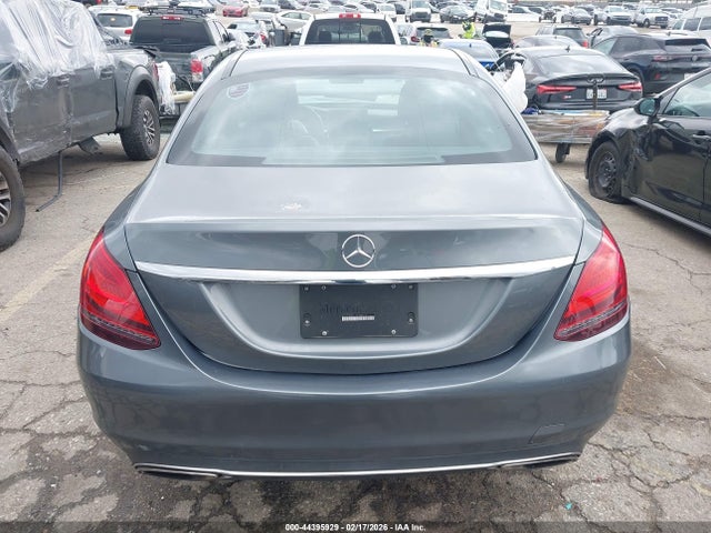 2020 Mercedes-benz C 300 მანქანა იყიდება აუქციონზე, vin: 55SWF8DB2LU327930, აუქციონის ნომერი: 44395929