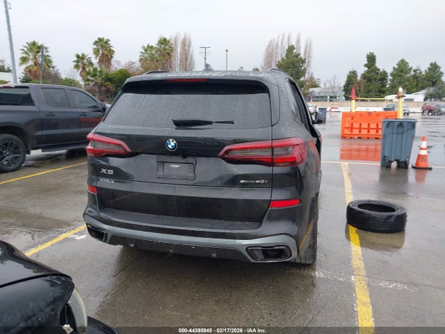 5UXCR4C0XM9H73244 BMW X5 Sdrive40i