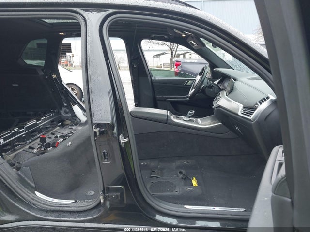 5UXCR4C0XM9H73244 BMW X5 Sdrive40i