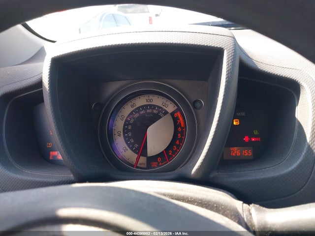 JTKKUPB44E1044213 Scion XD
