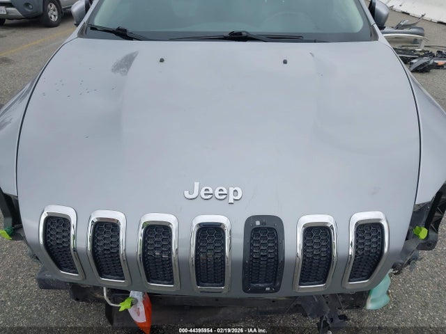 1C4PJLCS2EW168477 Jeep Cherokee Latitude