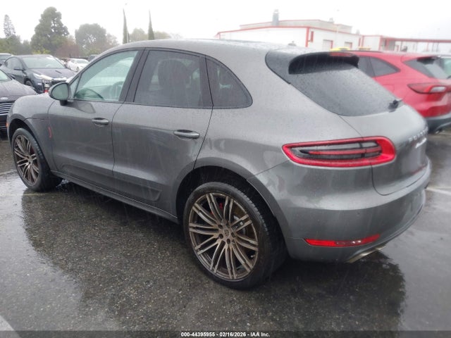 2015 PORSCHE MACAN WP1AF2A56FLB48281 Photo 2