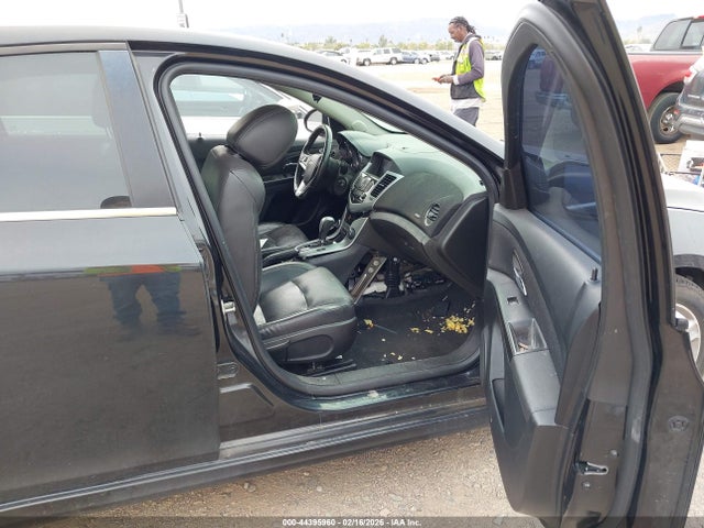 2014 CHEVROLET CRUZE 1G1PE5SB8E7258592 Photo 4