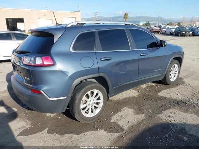 1C4PJLCBXKD475001 Jeep Cherokee Latitude Fwd