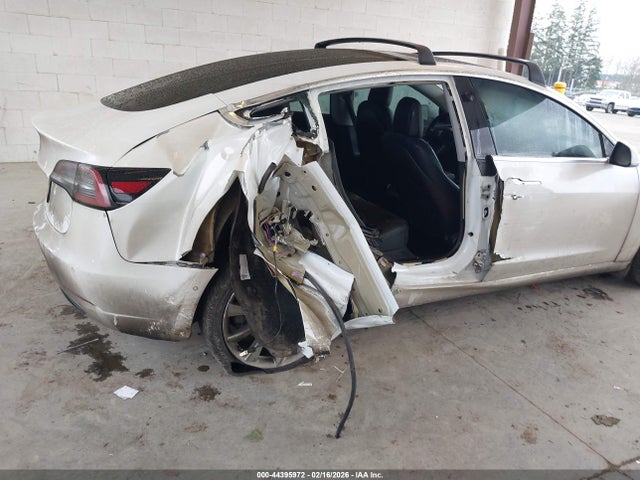 2020 TESLA MODEL 3 5YJ3E1EA3LF614309 Photo 5