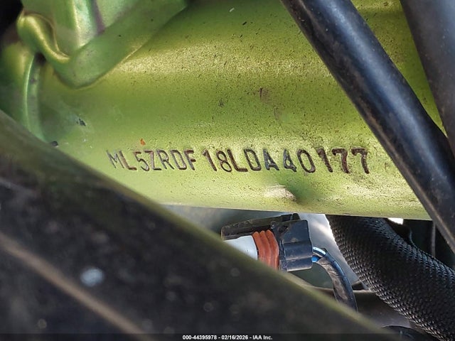 ML5ZRDF18LDA40177 Kawasaki Zr900 F