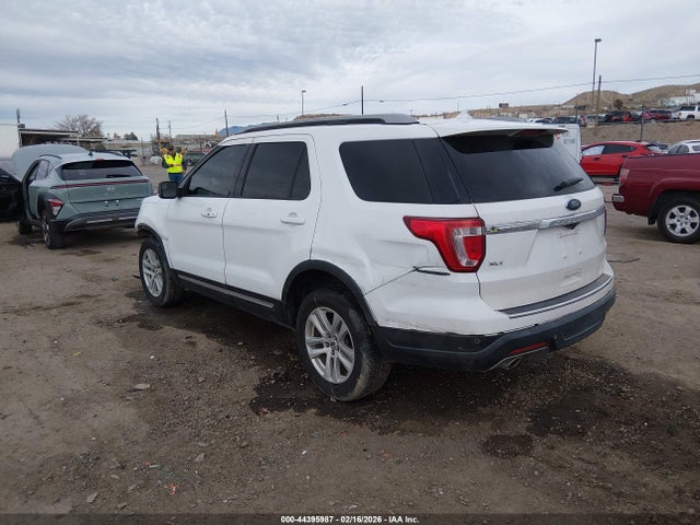 44395987 :رقم المزاد ، 1FM5K8D83JGC15052 vin ، 2018 Ford Explorer Xlt مزاد بيع