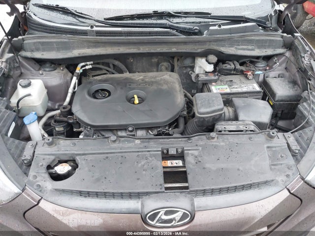 KM8JTCAF3FU002600 Hyundai TUCSON GLS