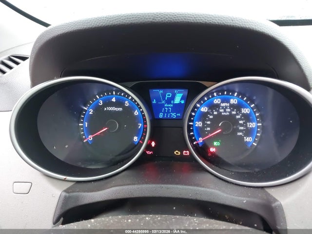 KM8JTCAF3FU002600 Hyundai TUCSON GLS