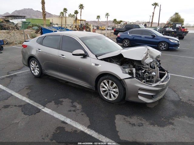 2018 KIA OPTIMA 5XXGT4L34JG261568