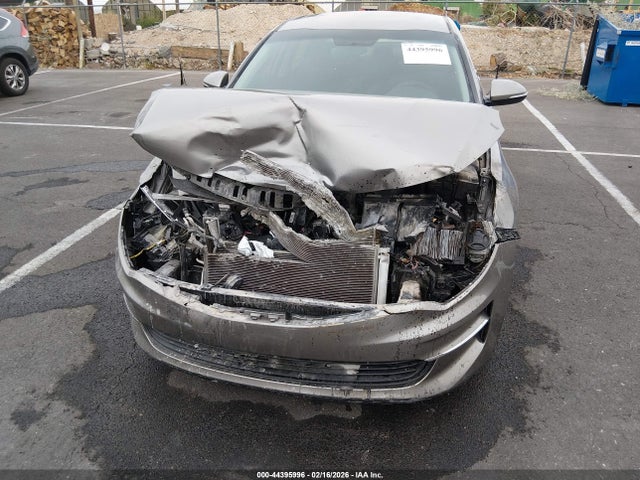 2018 KIA OPTIMA 5XXGT4L34JG261568 Photo 5