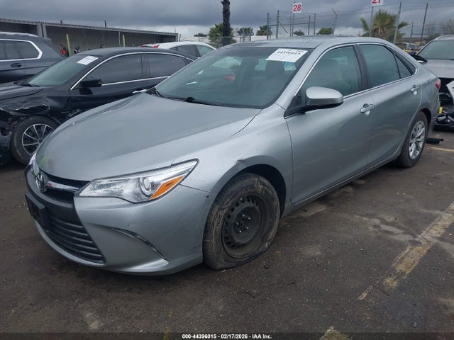 Toyota CAMRY LE 2017 4T1BF1FK4HU363732 Image 2